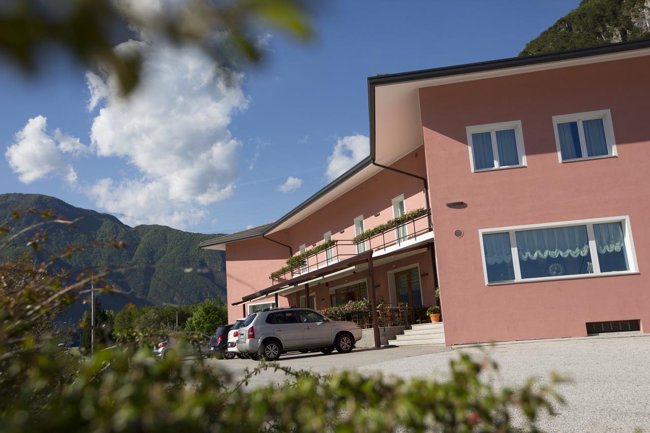 Alma Living Hotel- Al Girarrosto Venzone Ngoại thất bức ảnh