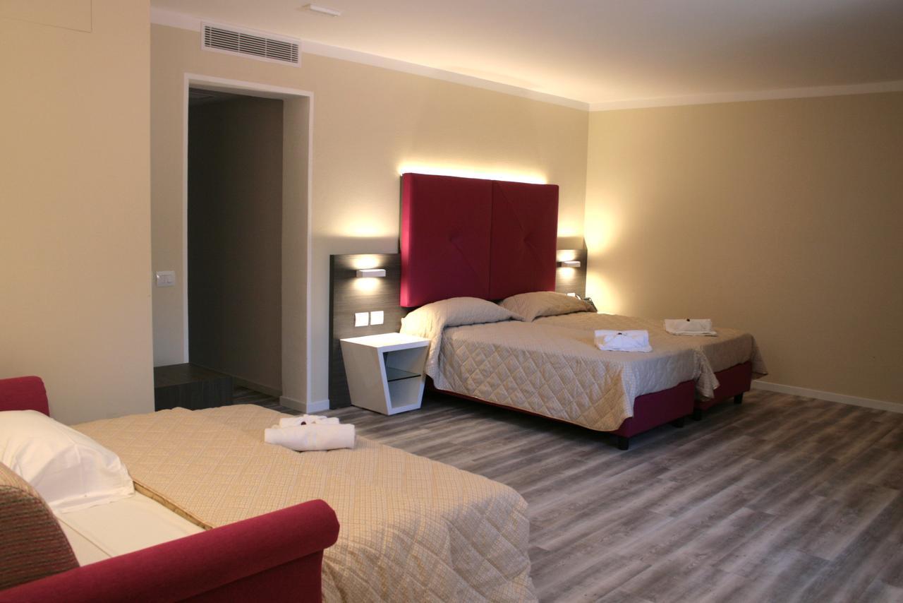 Alma Living Hotel- Al Girarrosto Venzone Ngoại thất bức ảnh